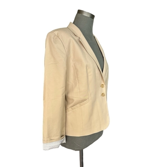 NWT Women’s Dress Jacket  HALOGEN Beige Cotton Button Front Long Sleeve Blazer - Picture 3 of 6